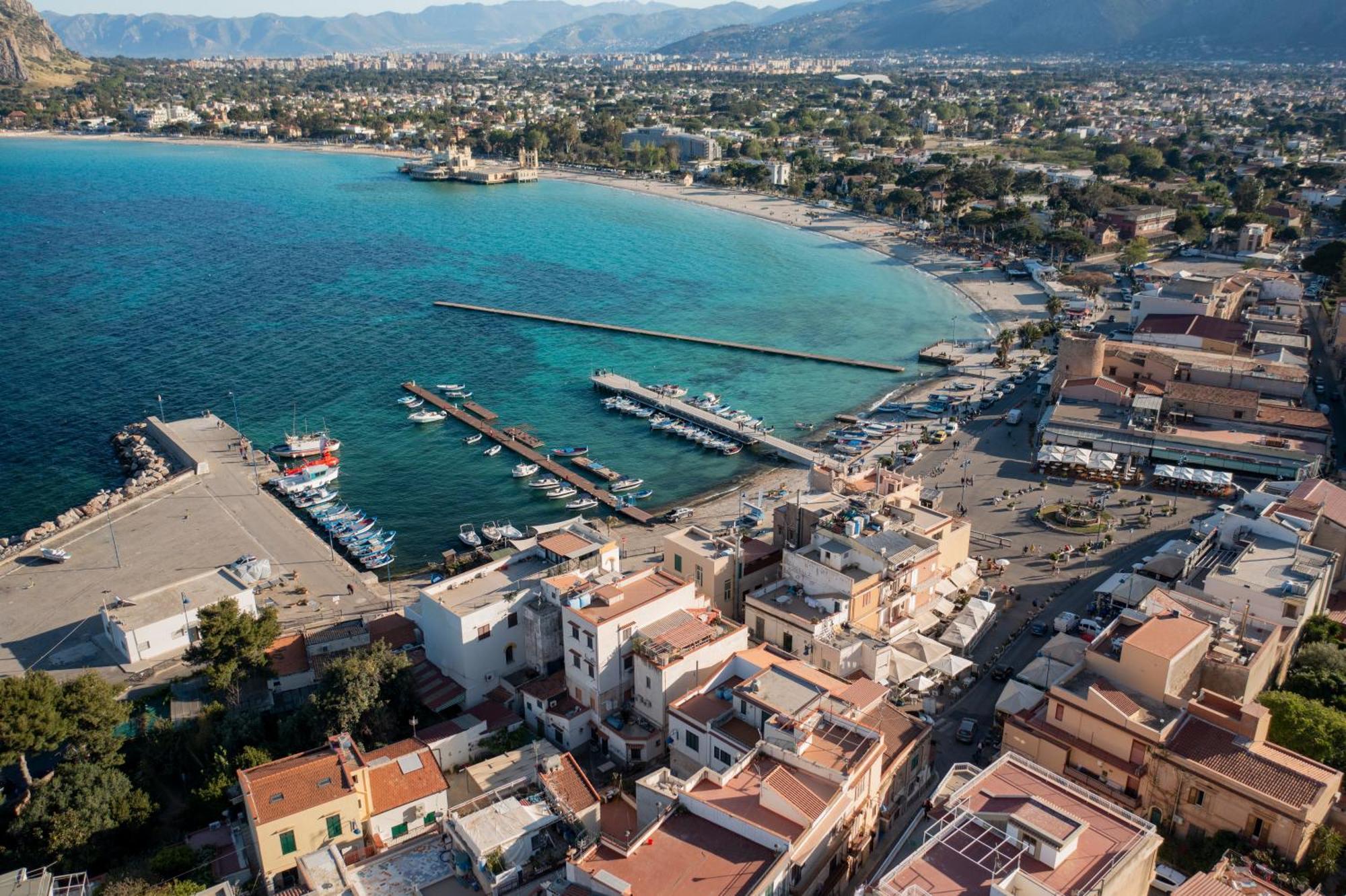 Апартаменты Mondello Sunsea House Экстерьер фото