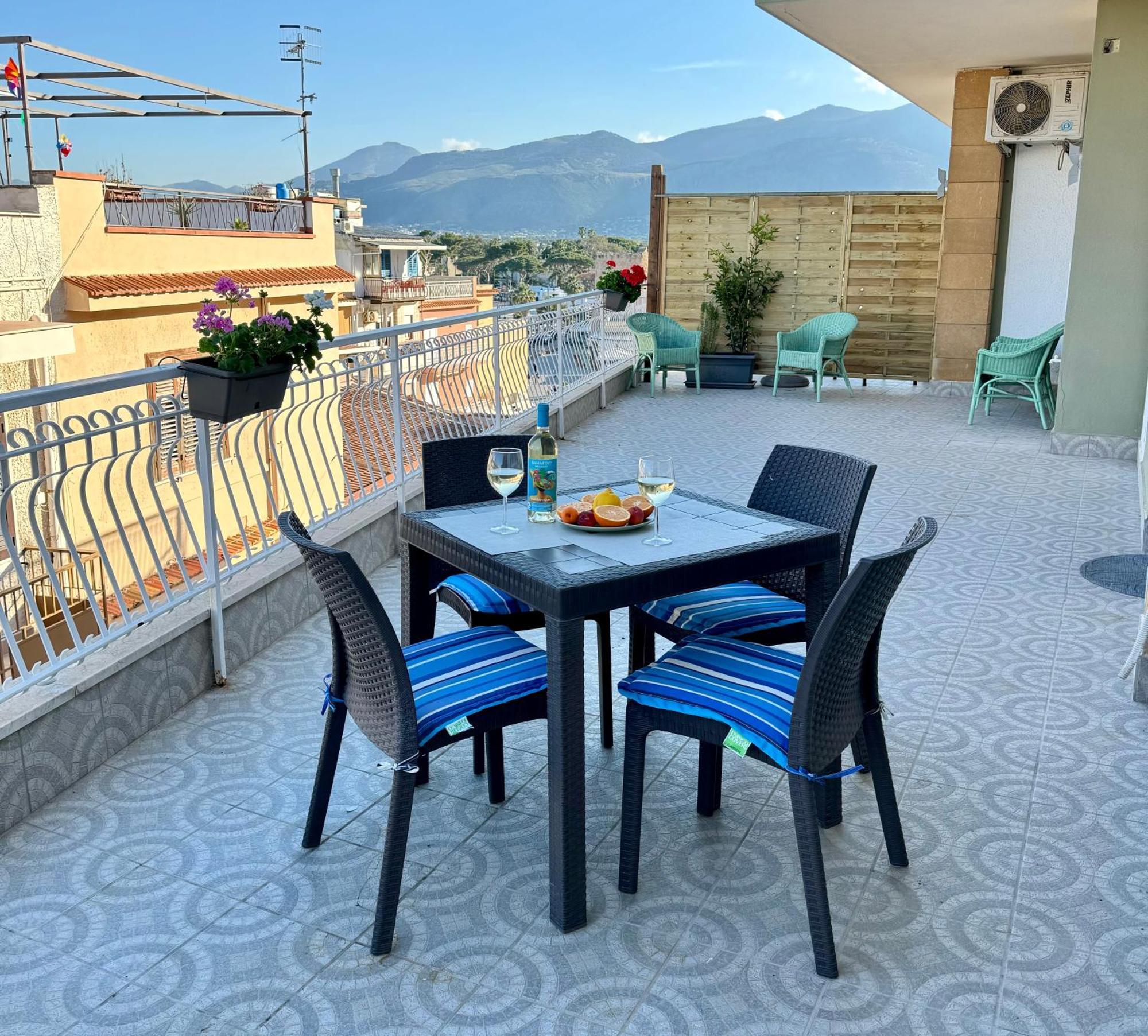 Апартаменты Mondello Sunsea House Экстерьер фото