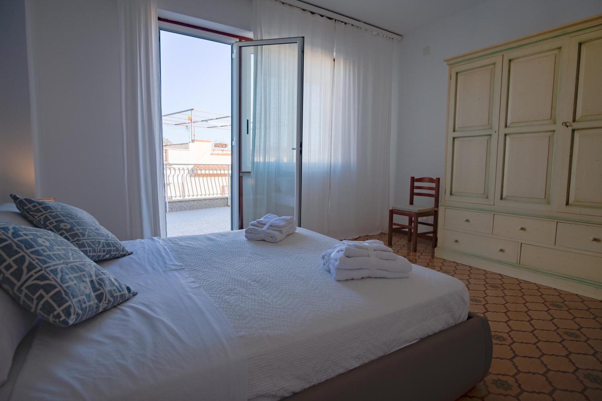 Апартаменты Mondello Sunsea House Экстерьер фото